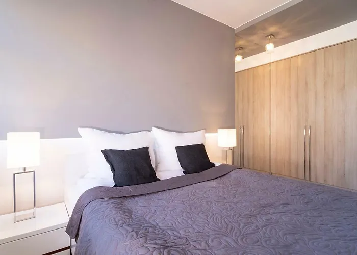 Apartment Secret Garden By Renters